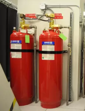 FM-200 Gazlı Yangın Söndürme Sistemi – Elektronik Ortamlar için Güvenli Söndürme