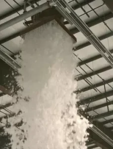 Köpüklü Baskın Yangın Söndürme Sistemi – Endüstriyel Yangınlara Karşı Köpük Tabanlı Çözüm