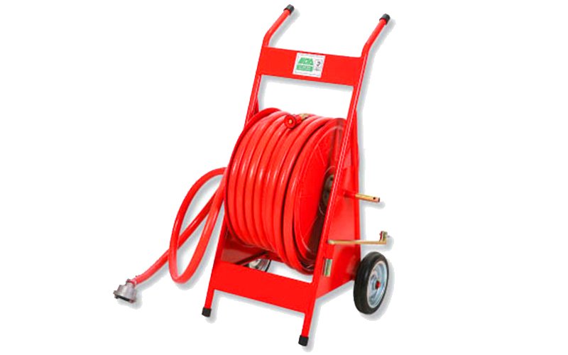 Tekerlekli yangın dolabı hortumlu